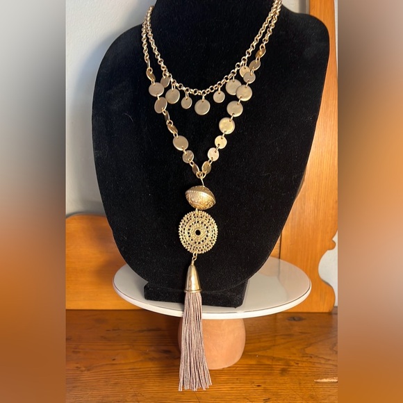 Chico's Gold Multi-Layered Necklace NWT - Picture 2 of 4